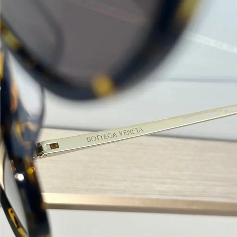 Bottega Veneta Women’s Sunglasses - Picture 5 of 8